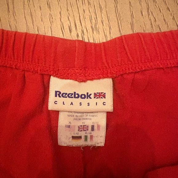 Vintage Reebok Shorts - Picture 2 of 4